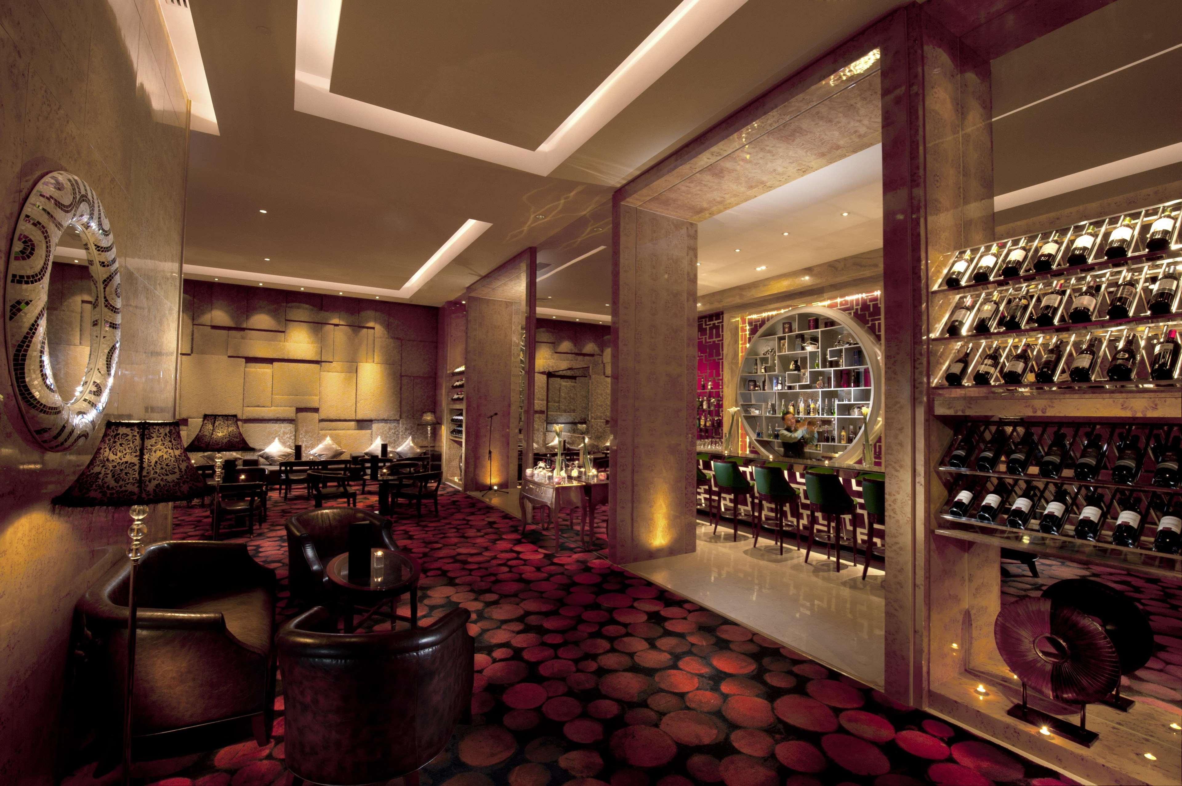 Doubletree By Hilton Wuxi Hotell Wuxi  Exteriör bild