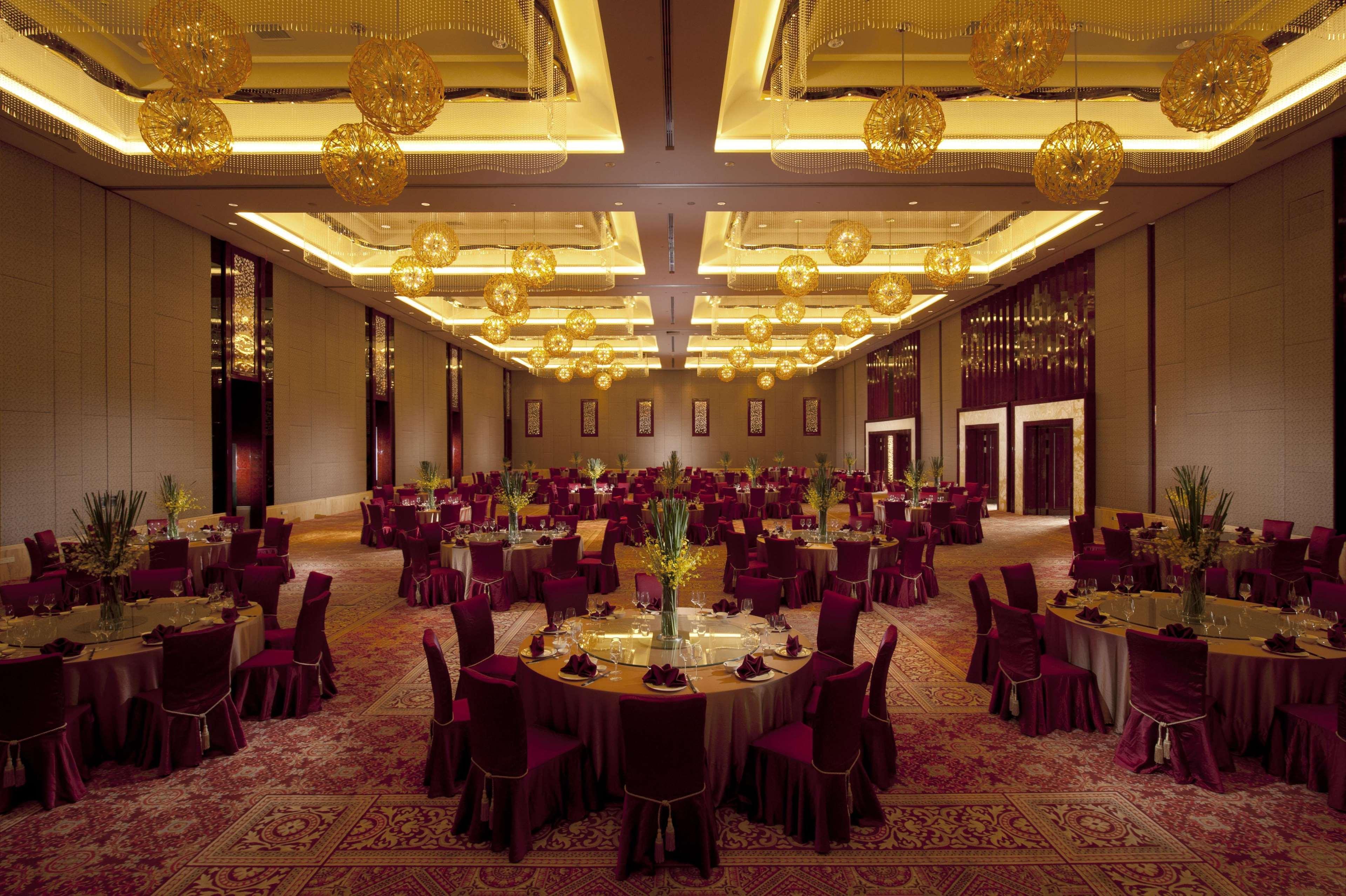 Doubletree By Hilton Wuxi Hotell Wuxi  Exteriör bild