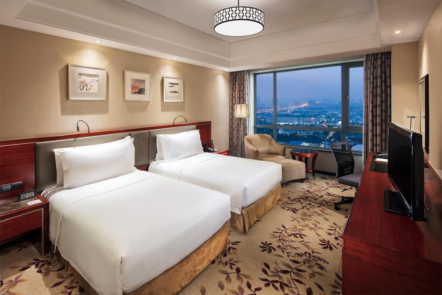 Doubletree By Hilton Wuxi Hotell Wuxi  Exteriör bild