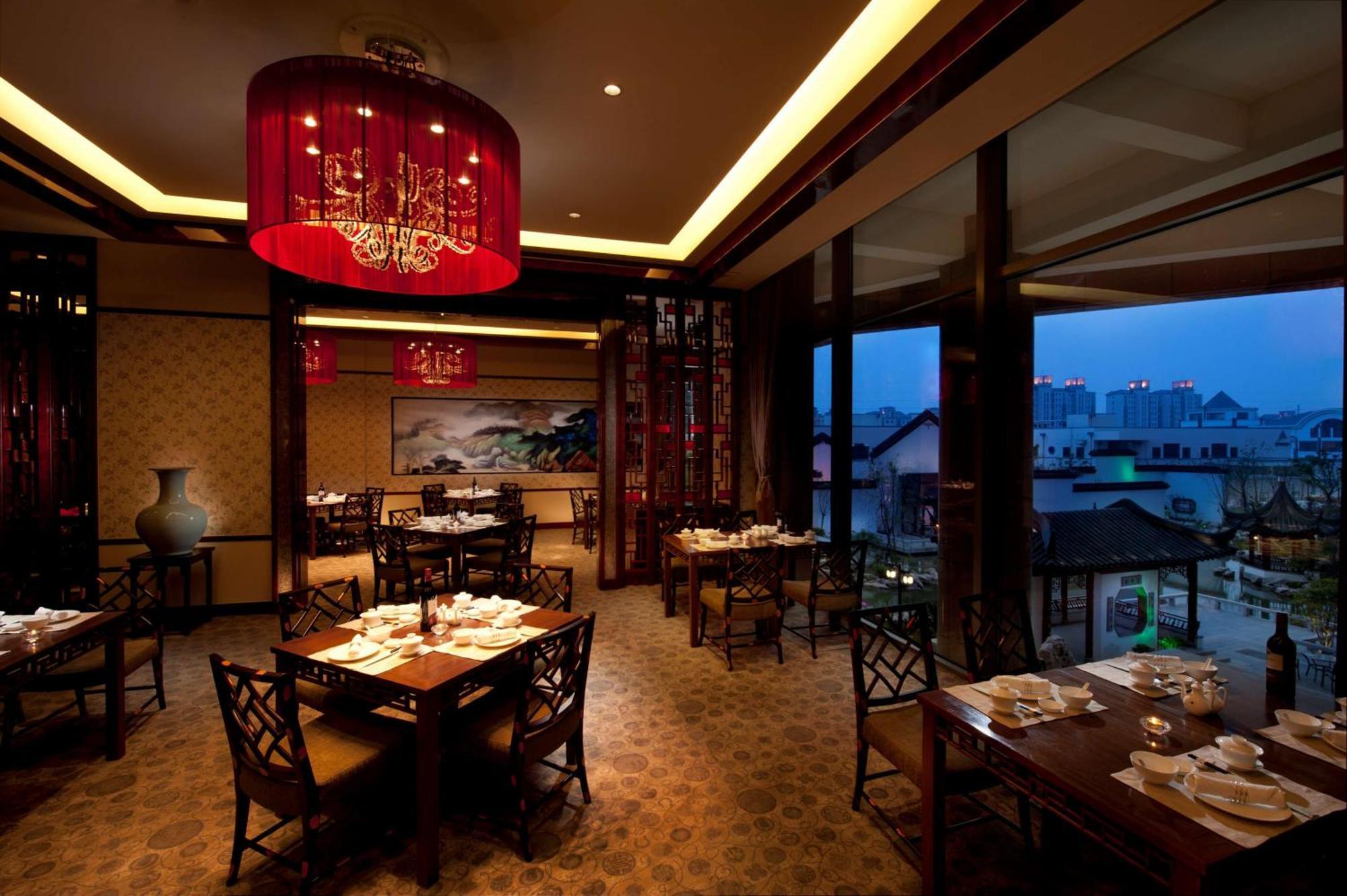 Doubletree By Hilton Wuxi Hotell Wuxi  Exteriör bild